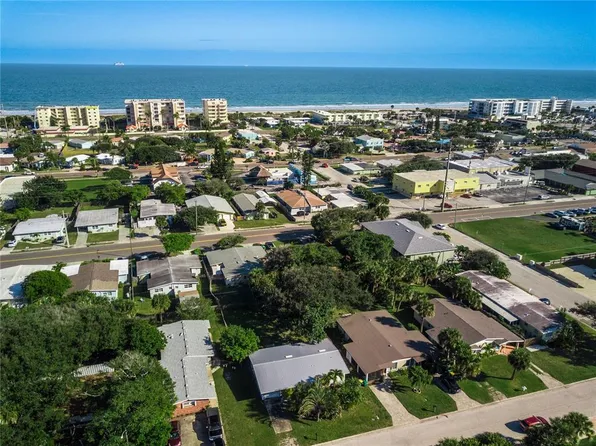 227 Woodland Ave, Cocoa Beach, FL 32931
