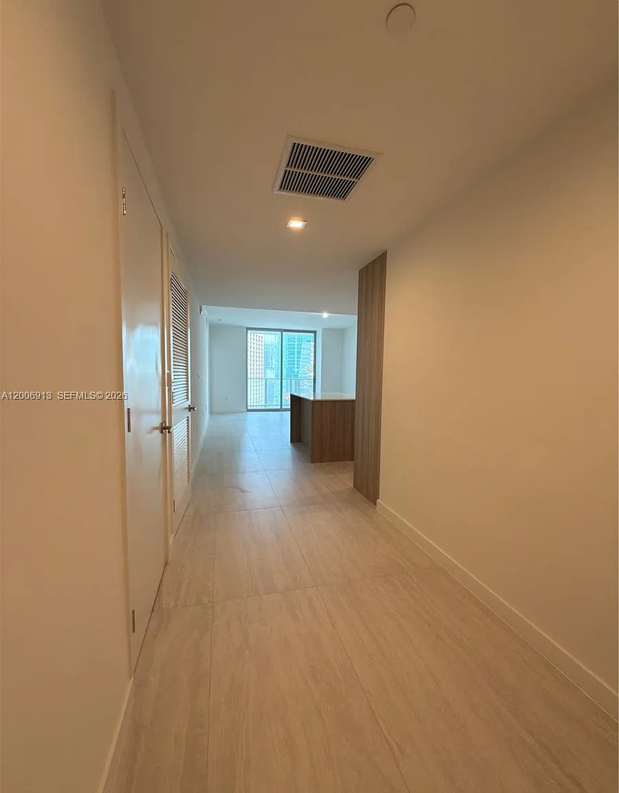 Viceroy Residences — Photo 3