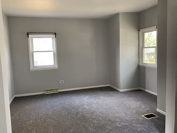 3rd image of 316 E Blair St