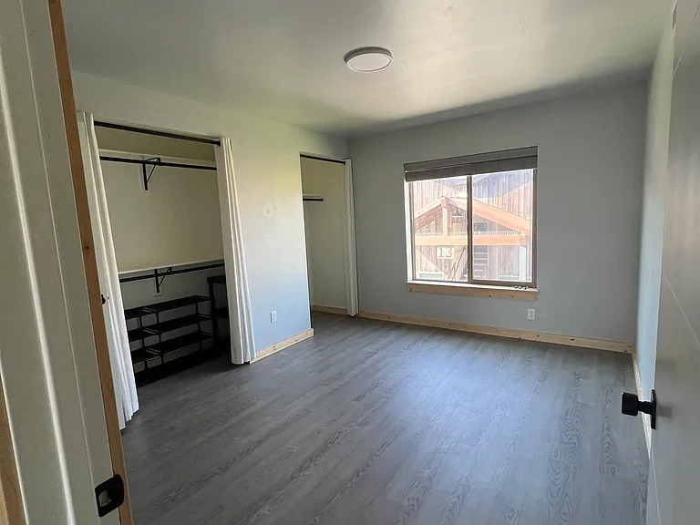 280 E Lorene St — Photo 6