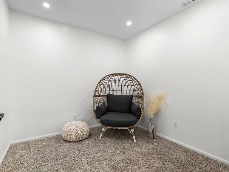 5255 Memphis St #1007 — Photo 17