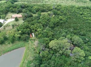 NW 46th St, Topeka, KS 66618