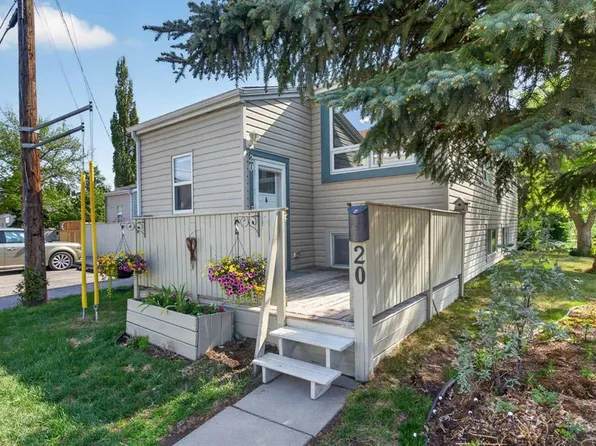8544 S 48th Ave NW #20, Calgary, AB T3B 2A6