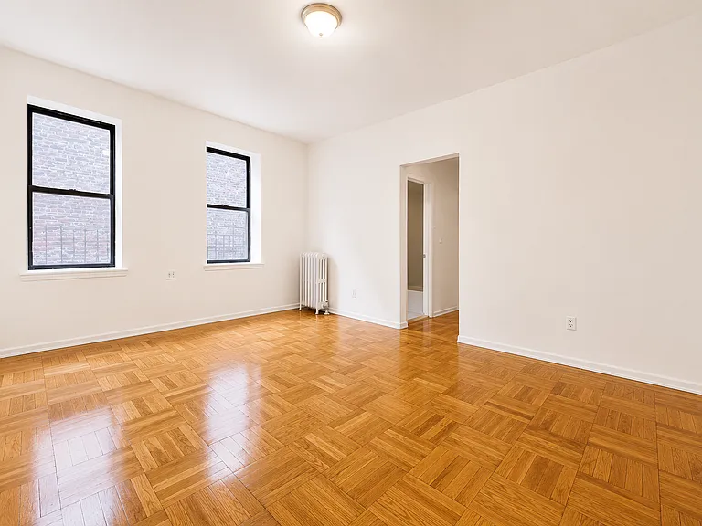 1803 Riverside Dr #1G — Photo 2