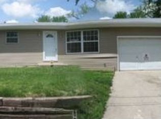 2914 Edgewood Ave, Alton, IL 62002