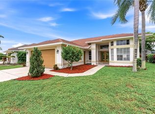 757 Belville Blvd, Naples, FL 34104