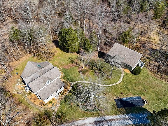 4th image of 526 Shiloh Rd
