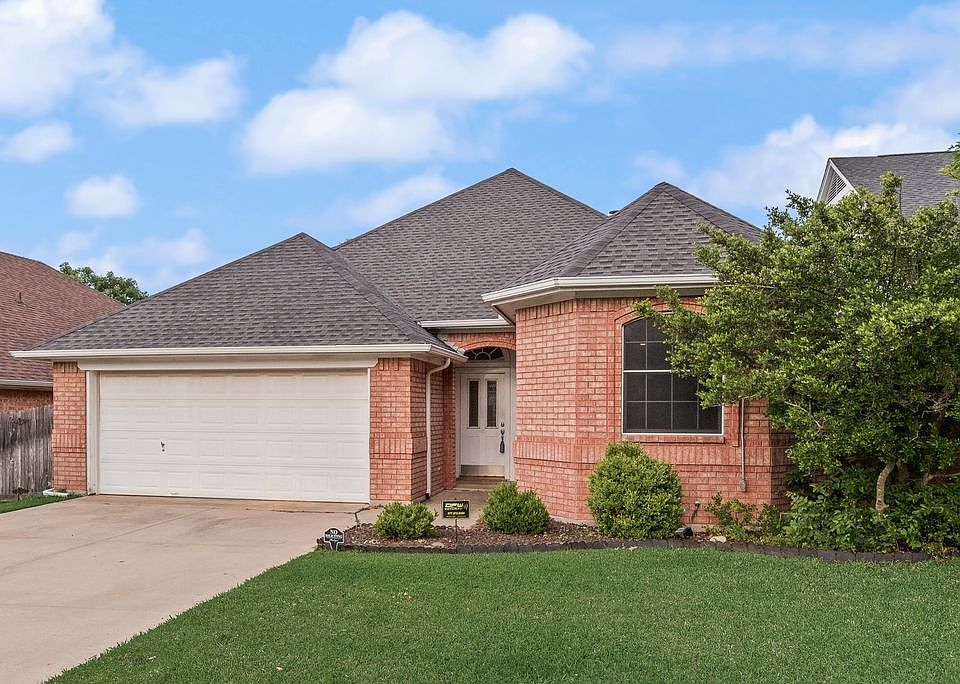1st image of 4815 Ashworth Ct