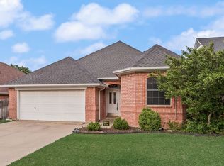 4815 Ashworth Ct, Arlington, TX 76017