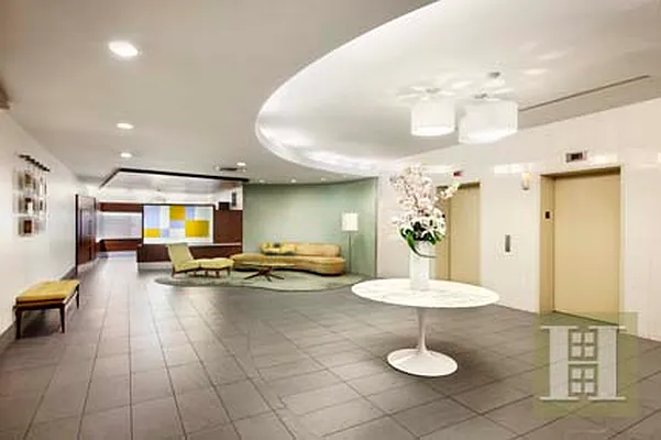 Rented by Halstead Real Estate | media 27