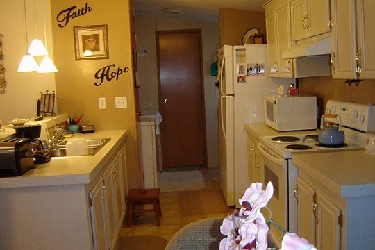 5th image of 324 Winter Garden Ct