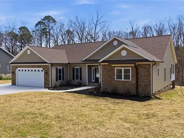 311 Marigold Ln, Lexington, NC 27292