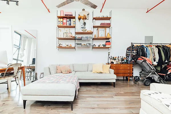 Rented by Carnegie Management Inc | media 8