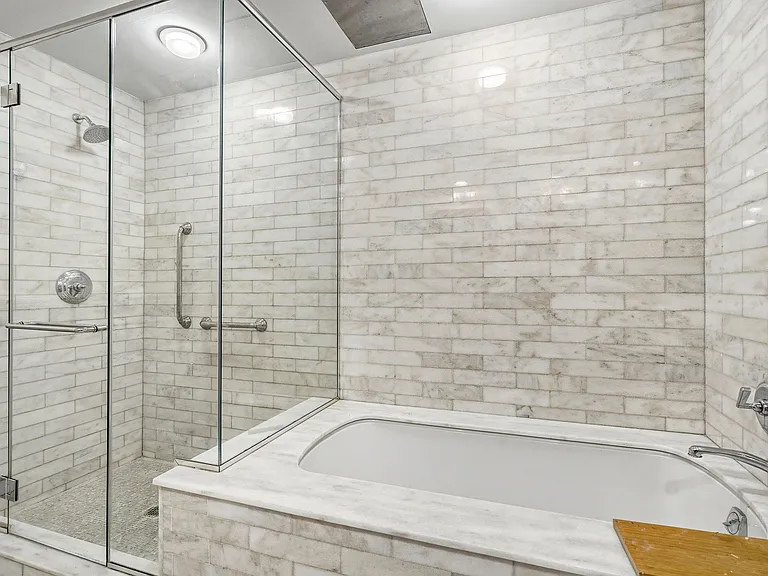 1 Renaissance Sq #11G — Photo 19