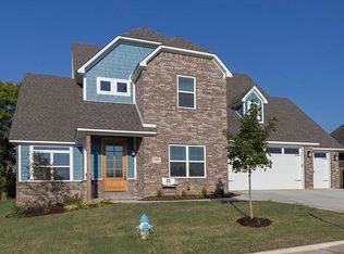 2599 N Glenmoor Dr, Fayetteville, AR 72704