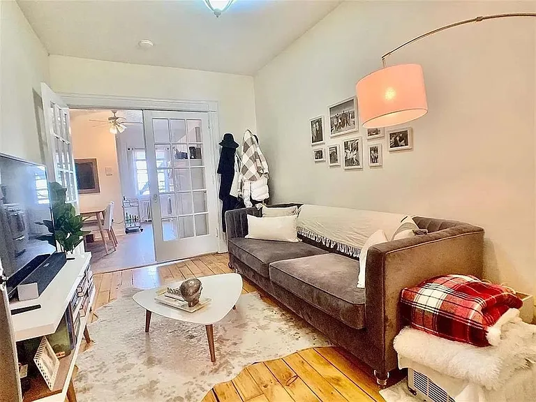 310 Monroe St #6 — Photo 6