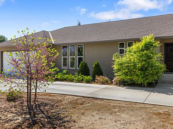 4th image of 1255 Root Rd