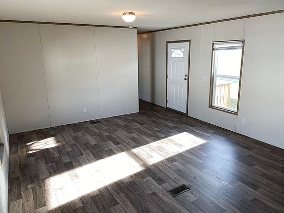 3rd image of 2101 SW 38th St #145