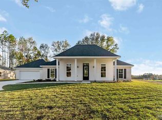 5099 Berryhill Rd, Milton, FL 32571