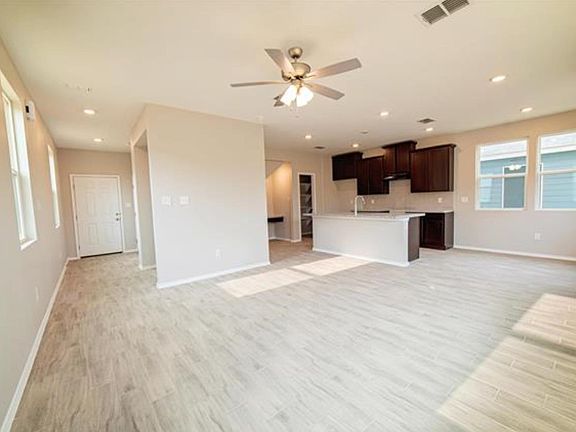 5th image of 4215 Helena Dr