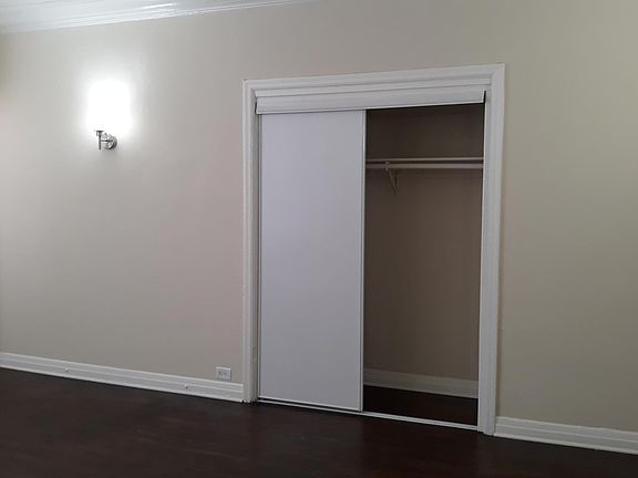 4th image of 3184 W 8th St APT 305