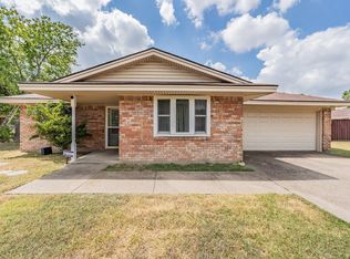 119 S Crestwood Blvd, Desoto, TX 75115