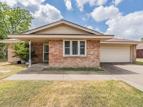 119 S Crestwood Blvd, Desoto, TX 75115