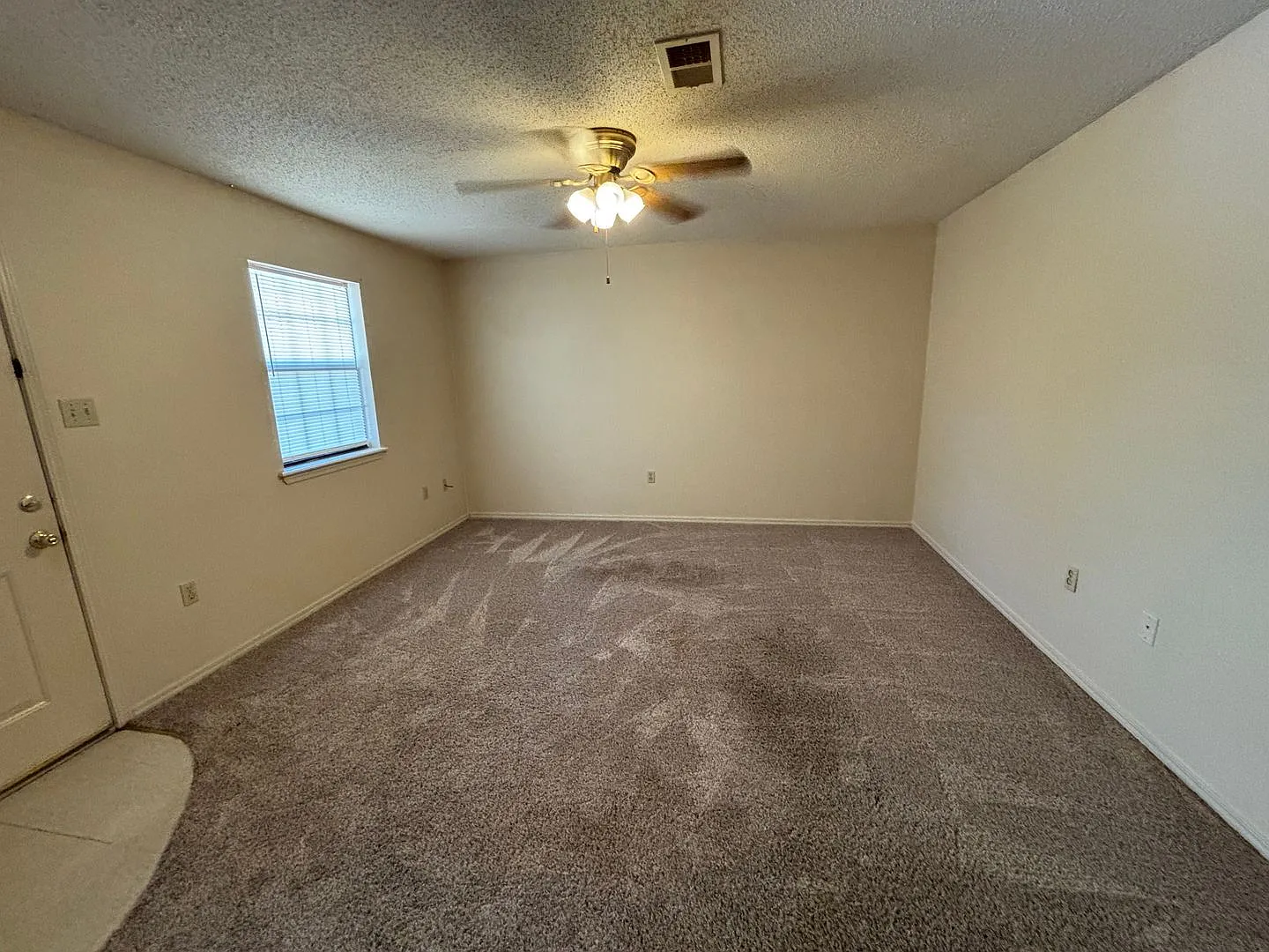 311 N Joplin, Apt 1-7 — Photo 2