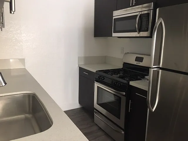 2204 S Beverly Glen Blvd — Photo 1