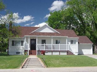 1402 5th St, Chappell, NE 69129