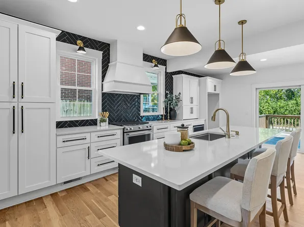 707 S Greenwood Ave, Chattanooga, TN 37404