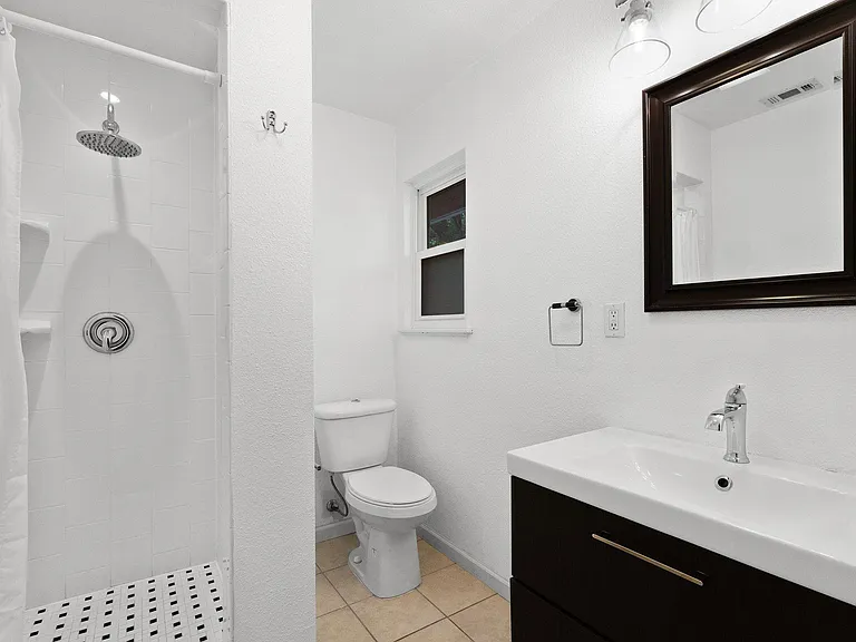 508 Harway Ct — Photo 19
