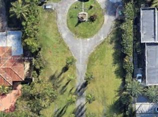 8550 Miller Dr, Miami, FL 33155