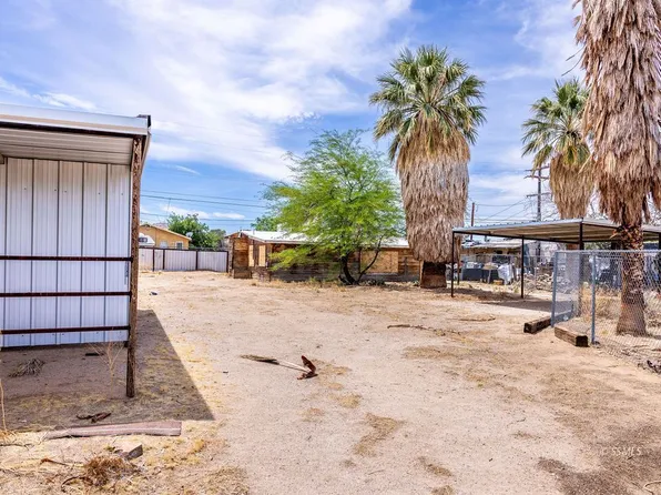 731 E Wasp Ave, Ridgecrest, CA 93555