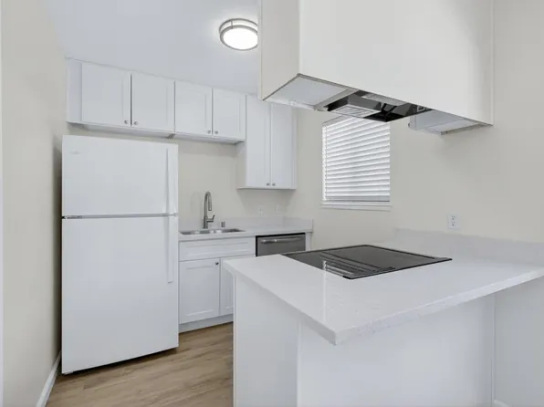 9101 Newhall Dr APT 12, Sacramento, CA 95826