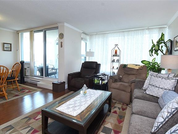 5th image of 75 Queen St N #1204