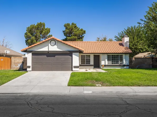 2841 La Vida Dr, Lancaster, CA 93535