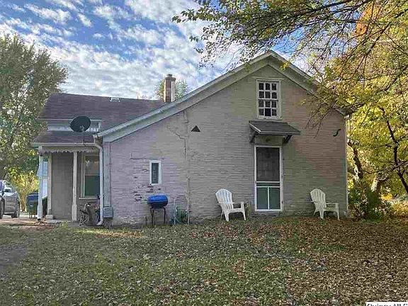 3rd image of 1525 Knight St