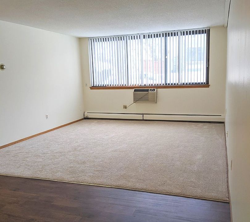 1st image of 2211 Colfax Ave S APT 310