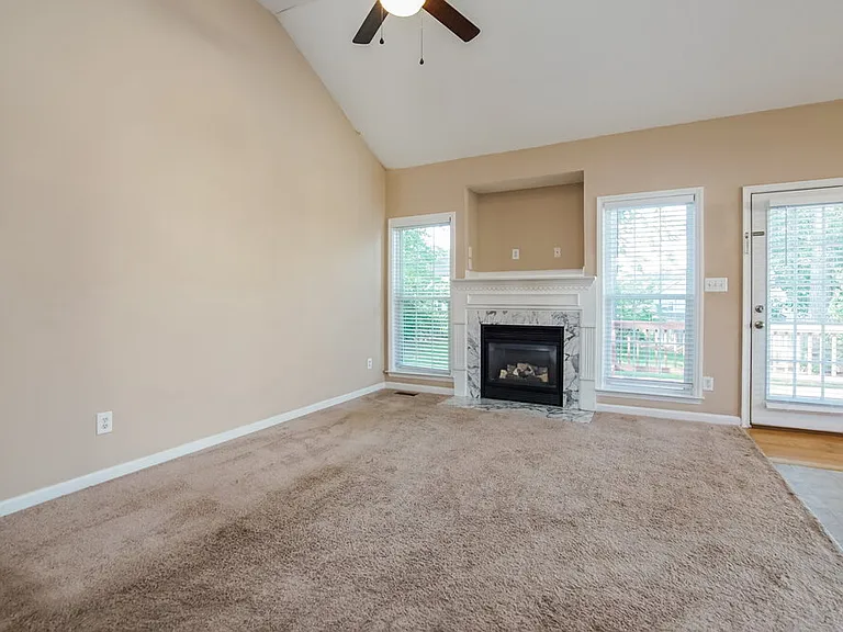 7137 Spanglers Spring Way — Photo 3