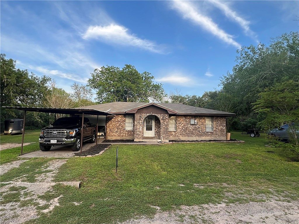206 N Connable St, Tuleta, TX 78162 Zillow