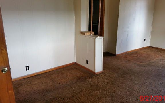 4th image of 3864 Trumbull St