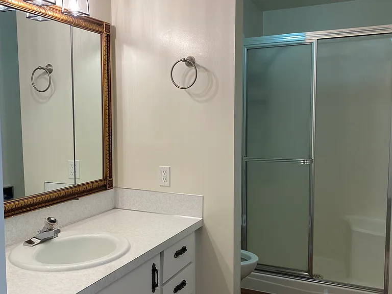 282 Farragut Ave N #282 — Photo 8