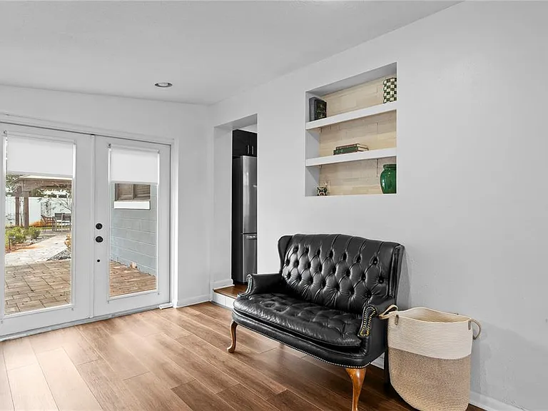 2407 S Lois Ave — Photo 43