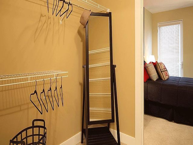 Oversized Walk-In Closets