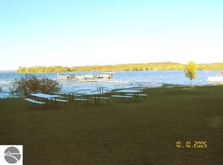 41 S High Meadows Ct, Traverse City, MI 49684