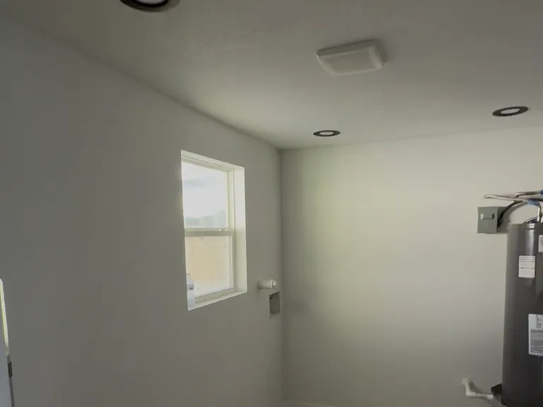 1246 Thompson Pl — Photo 10
