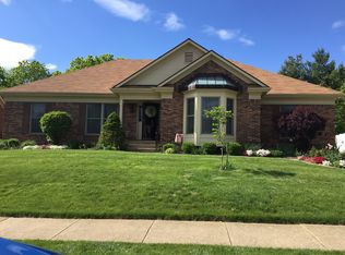 8710 Glenfield Way, Louisville, KY 40241