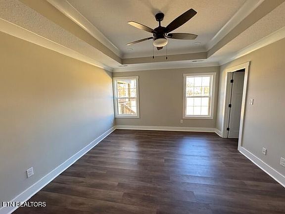4th image of 1055 Pathways Dr