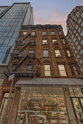 Rented by Compass | media 2